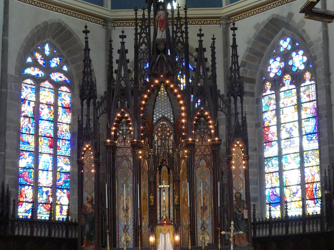 Eglise de Bazouges la Perouse景点图片