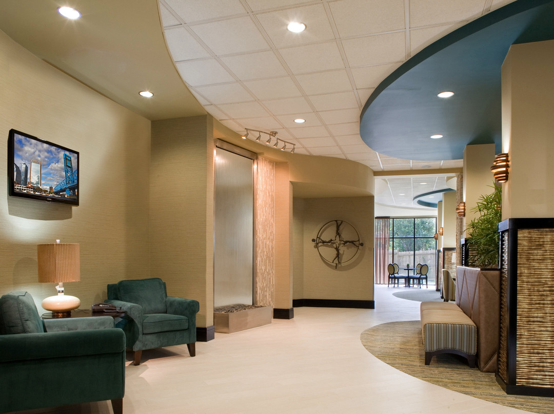 Holiday Inn Express & Suites Waycross by IHG主图