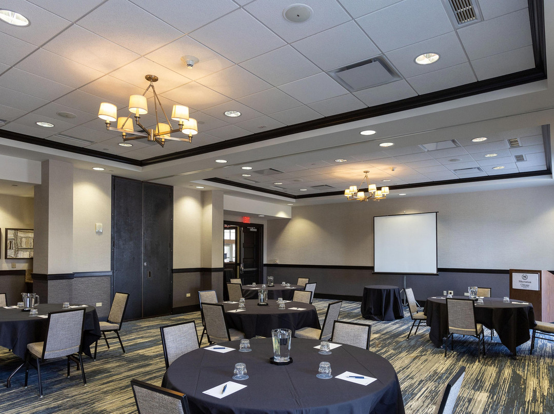 Sheraton Chicago Northbrook Hotel主图