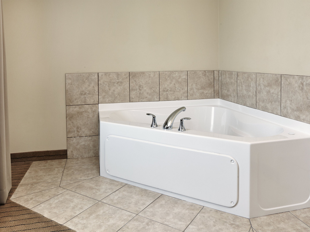 麦迪逊维罗那智选假日酒店主图