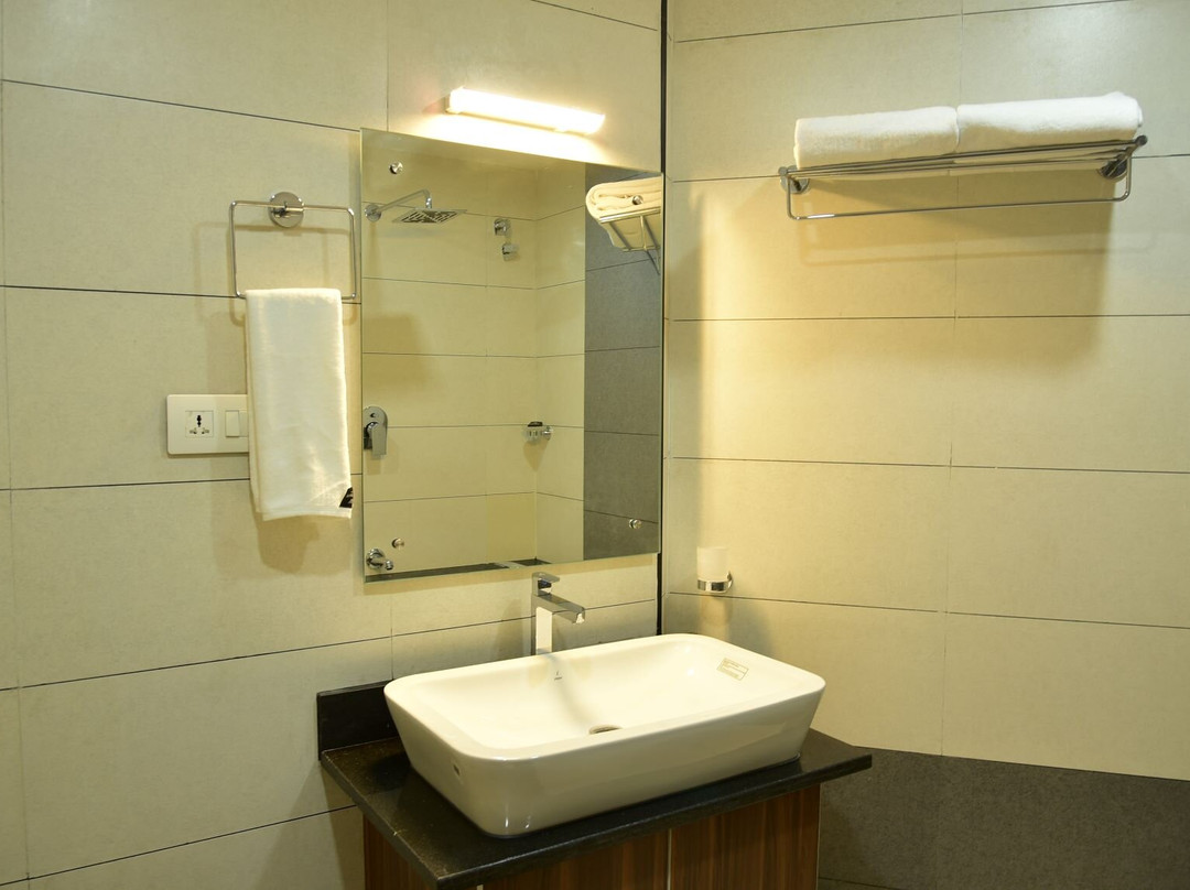 White Suite Hotel主图