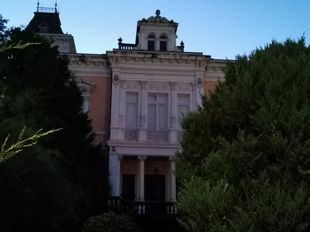 El Capitolio O Palacete Velázquez.