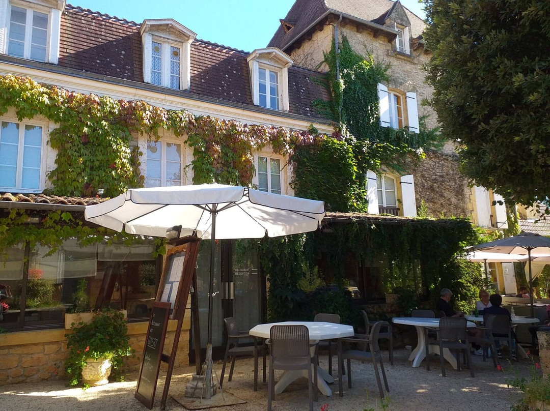 杜帕瑟酒店主图