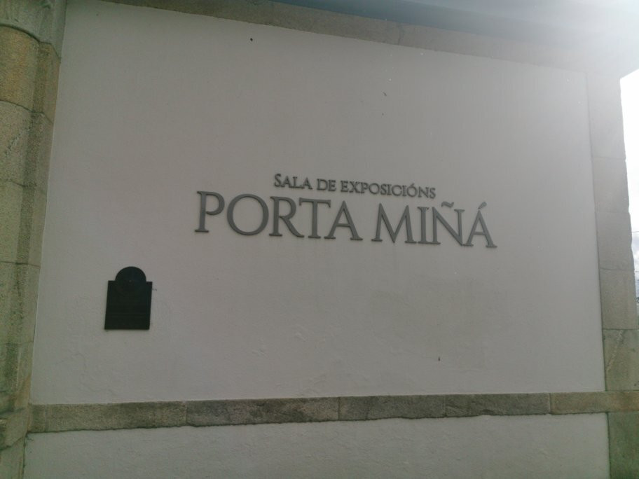 Sala de Exposiciones "Porta Mina"景点图片