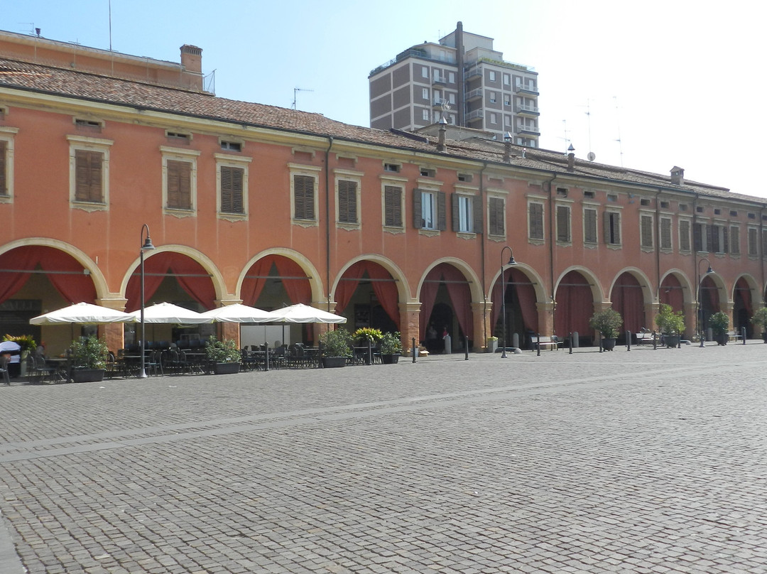 Piazza Giuseppe Garibaldi景点图片