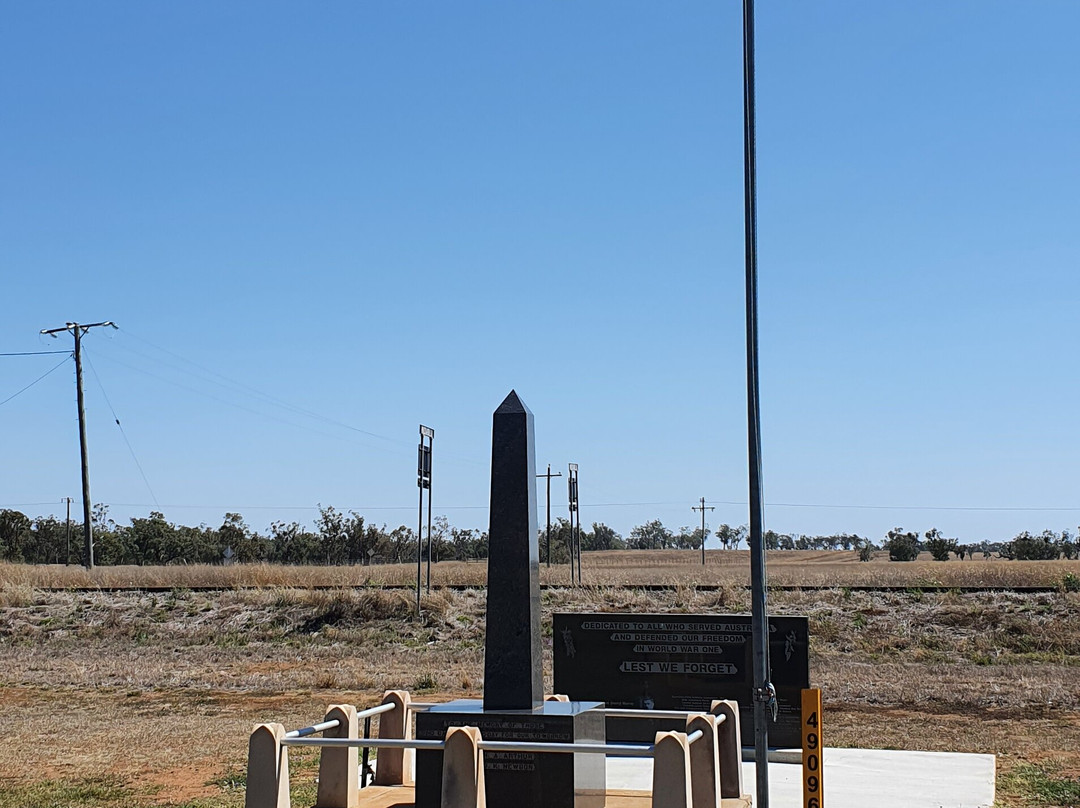 Muckadilla War Memorial-Roma必去景点