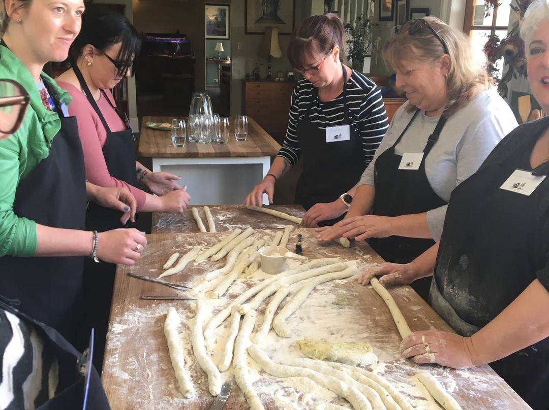 The Farmhouse Kitchen-Wattle Grove必去景点