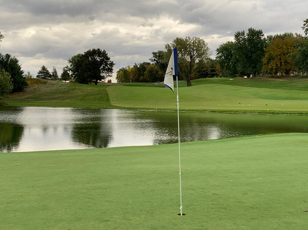 Royal Golf Club-Lake Elmo必去景点