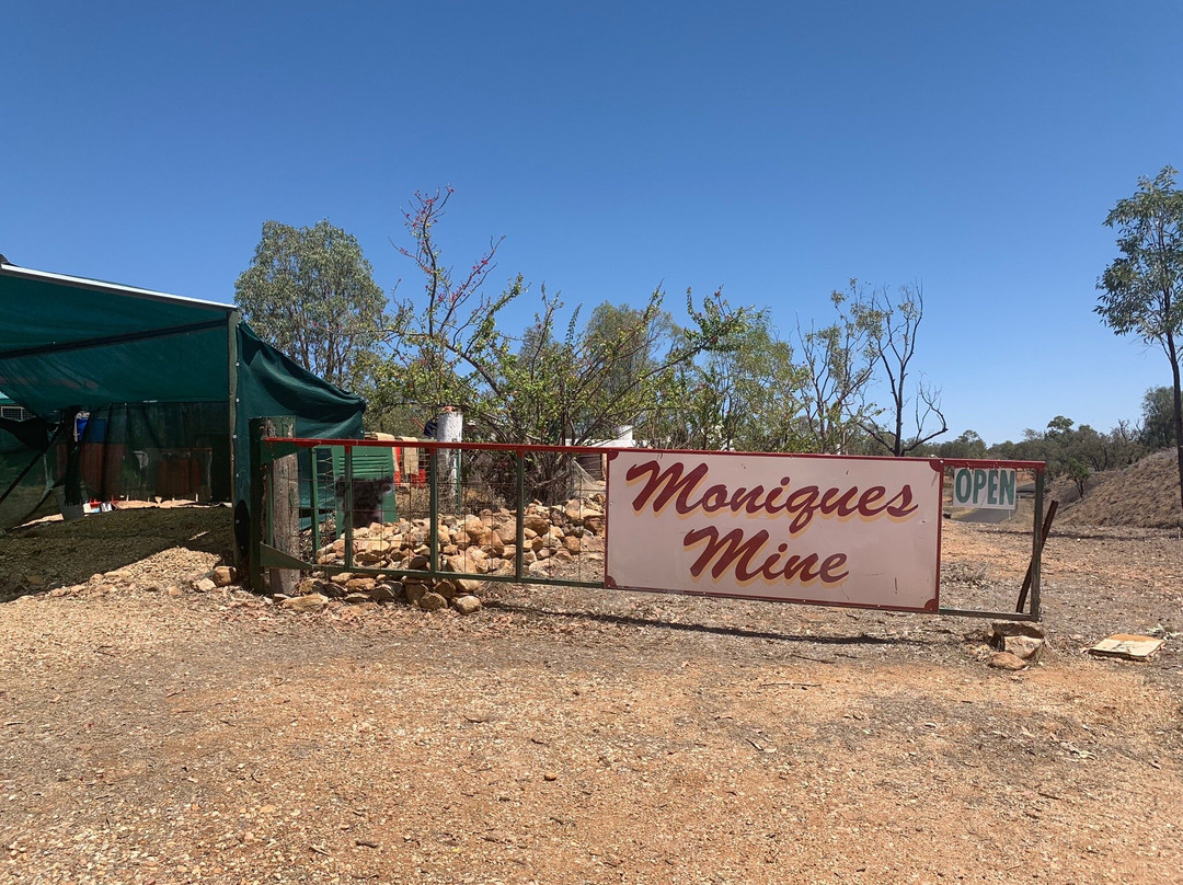 Monique's Mine-Rubyvale必去景点