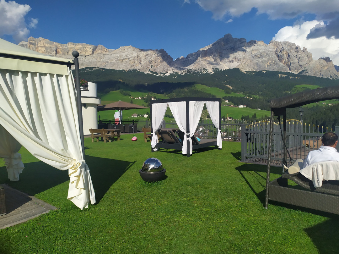 Dolasilla Mountain Panoramic Wellness Hotel主图