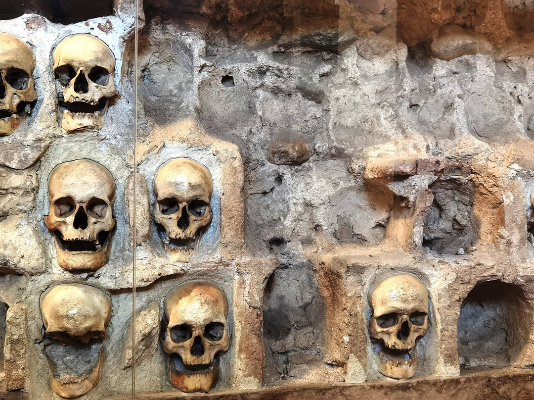 Skull Tower-Nis必去景点
