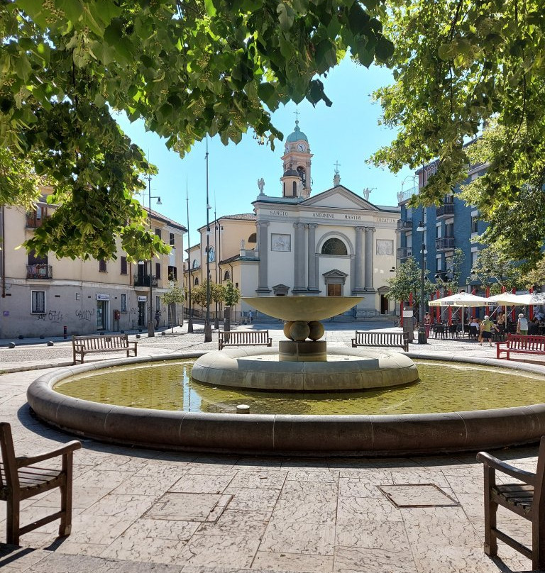 Chiesa di Sant'Antonino Martire-诺瓦米拉内塞必去景点