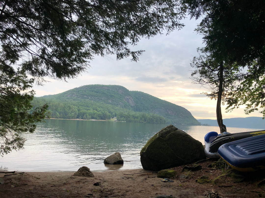 Rogers Rock-Hague必去景点