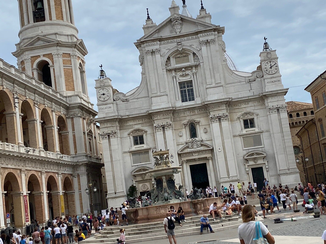 Chiesa Di Santa Maria Di Loreto景点图片