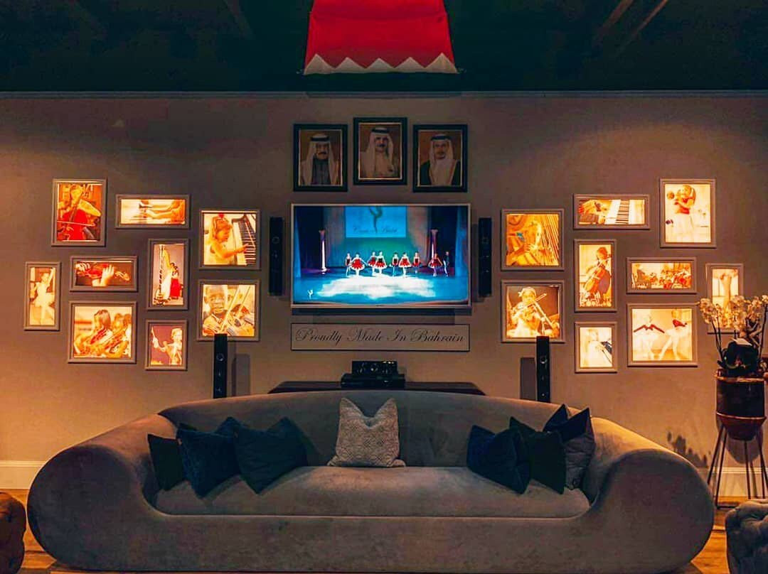 Moonlight Gallery Cafe-Sitrah必去景点