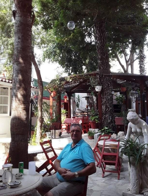 Kiniras Hotel & Restaurant主图