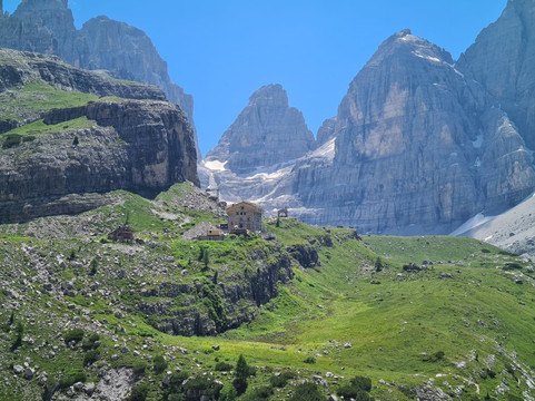 Ragoli旅游攻略图片