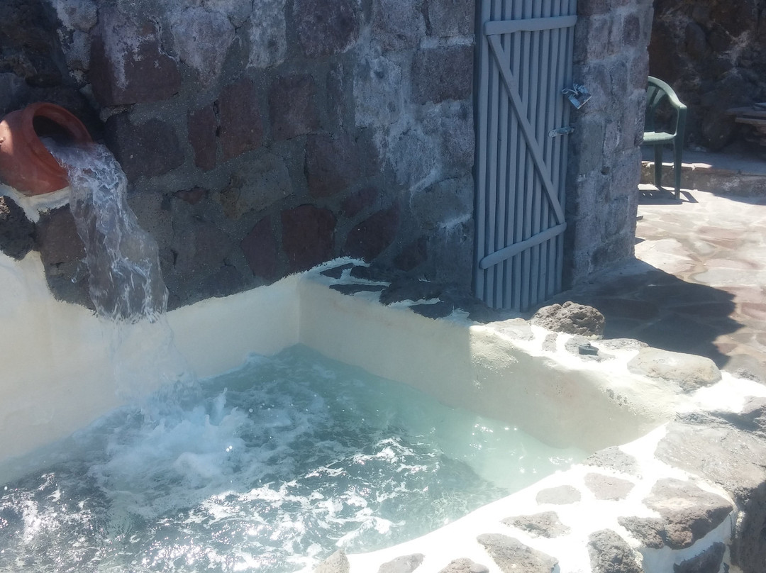 Pausanias Baths-Methana必去景点