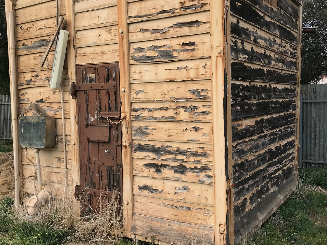 Log Lock Up-Warracknabeal必去景点