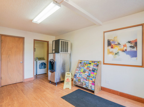 OYO Hotel Chehalis I-5 South主图