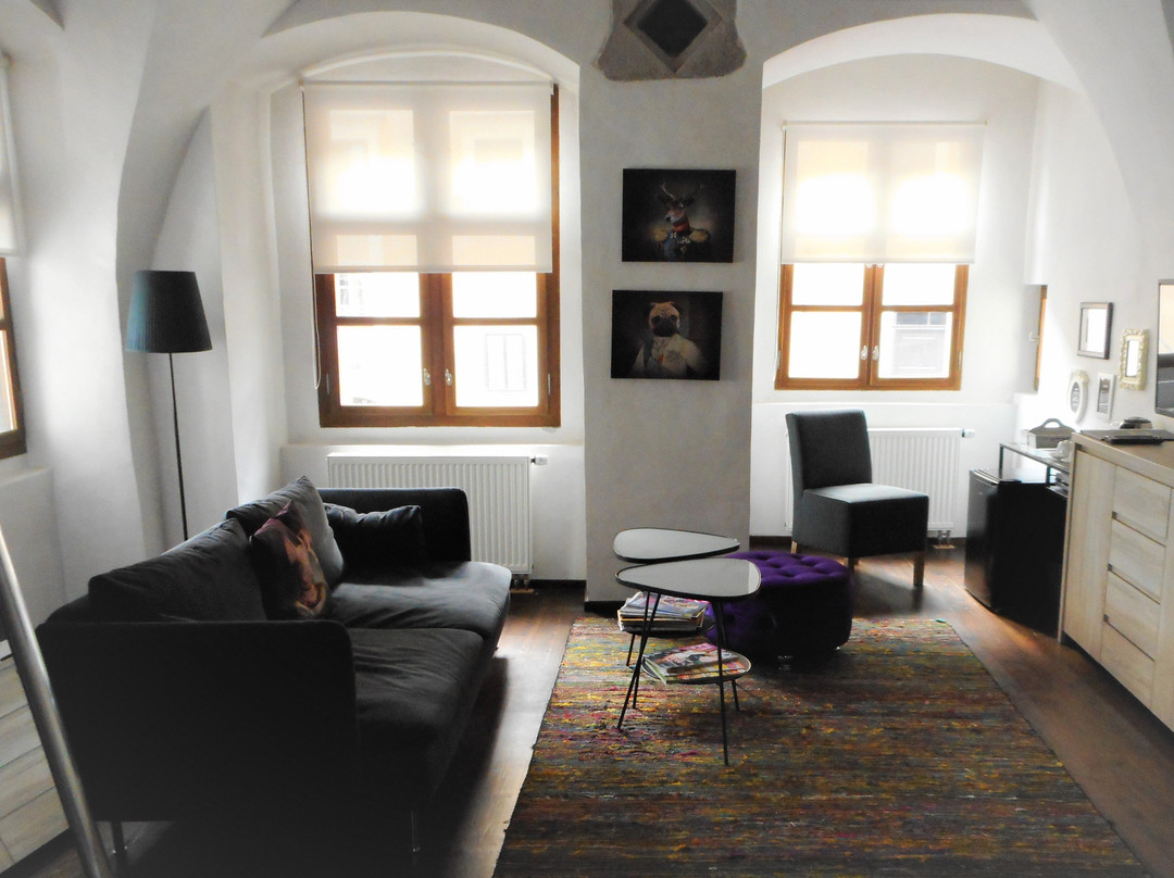 Gavalier Design Rooms主图