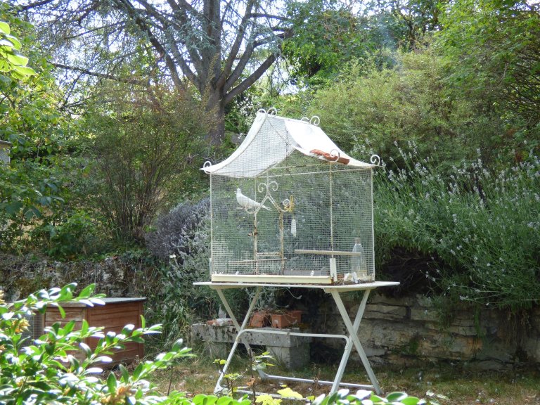 Les Bressandes-官方