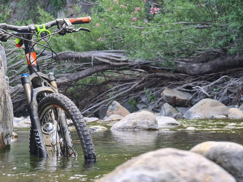 South Coast Aventuras-埃斯特波纳必去景点