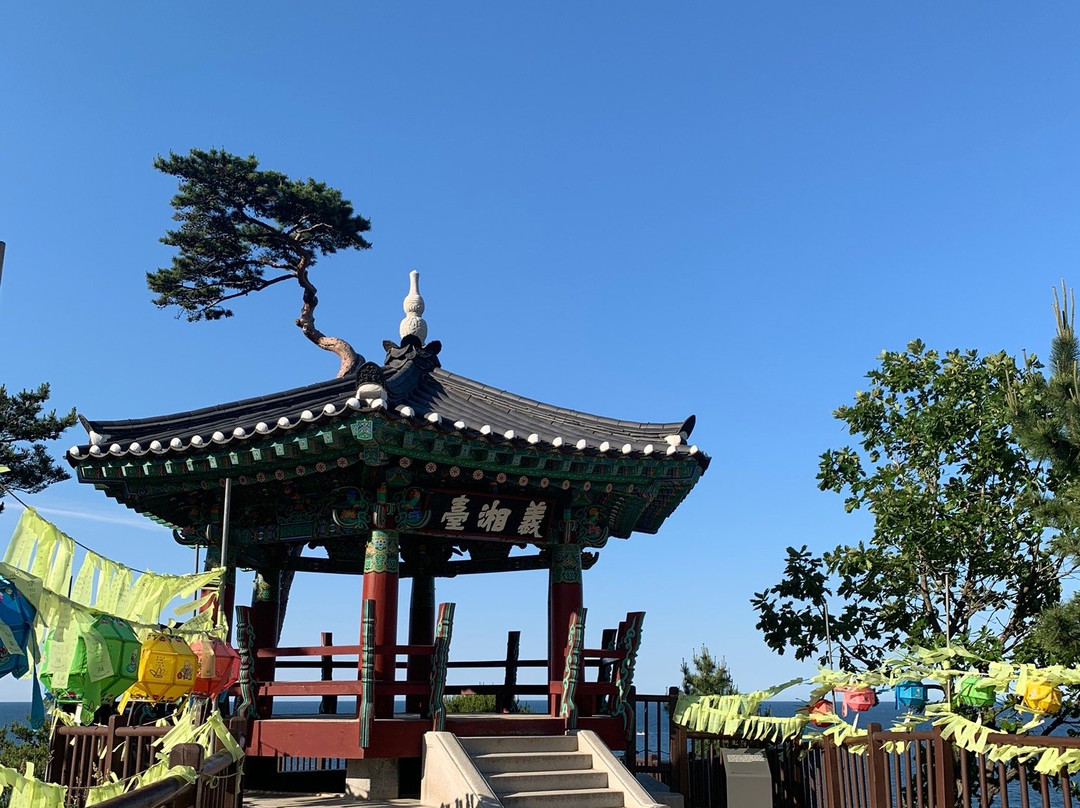 Uisangdae Pavilion景点图片