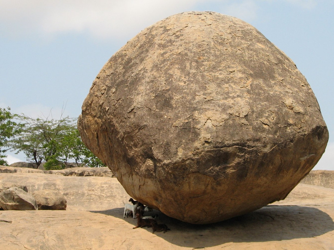 Krishna's Butter Ball-玛玛拉普蓝必去景点
