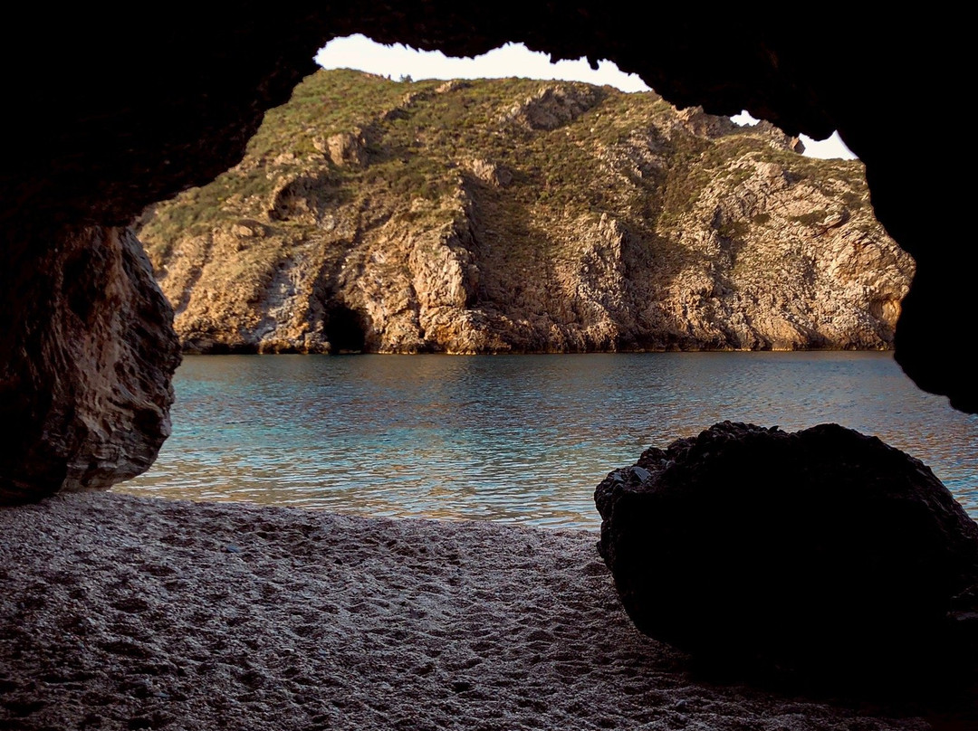 Armyrichi Beach-Mesochoria必去景点
