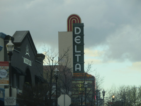 Cinelux Delta Cinema Saver-Brentwood必去景点