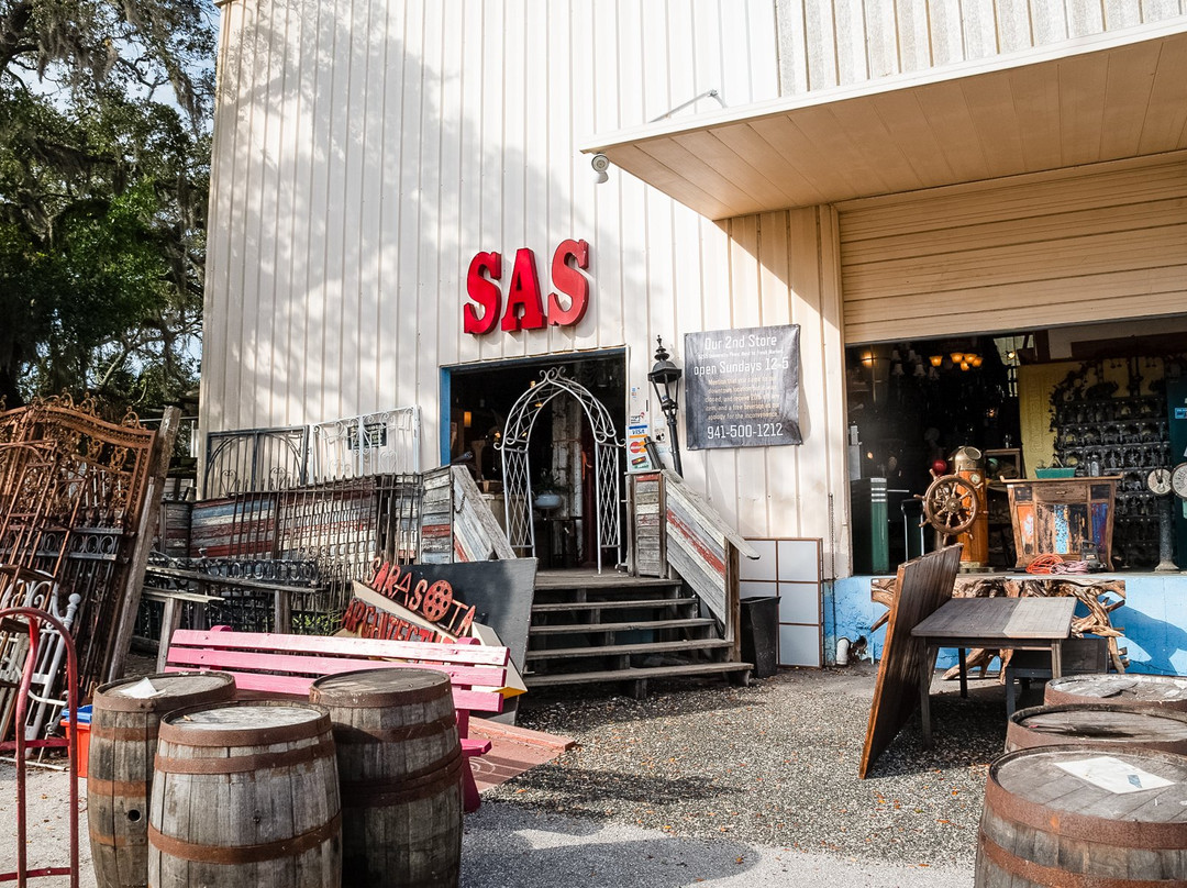 Sarasota Architectural Salvage - Downtown-萨拉索塔必去景点