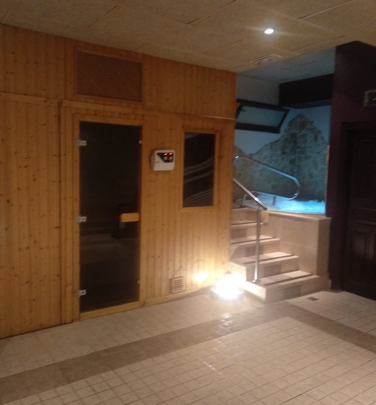 唐佩德罗玫瑰园酒店主图