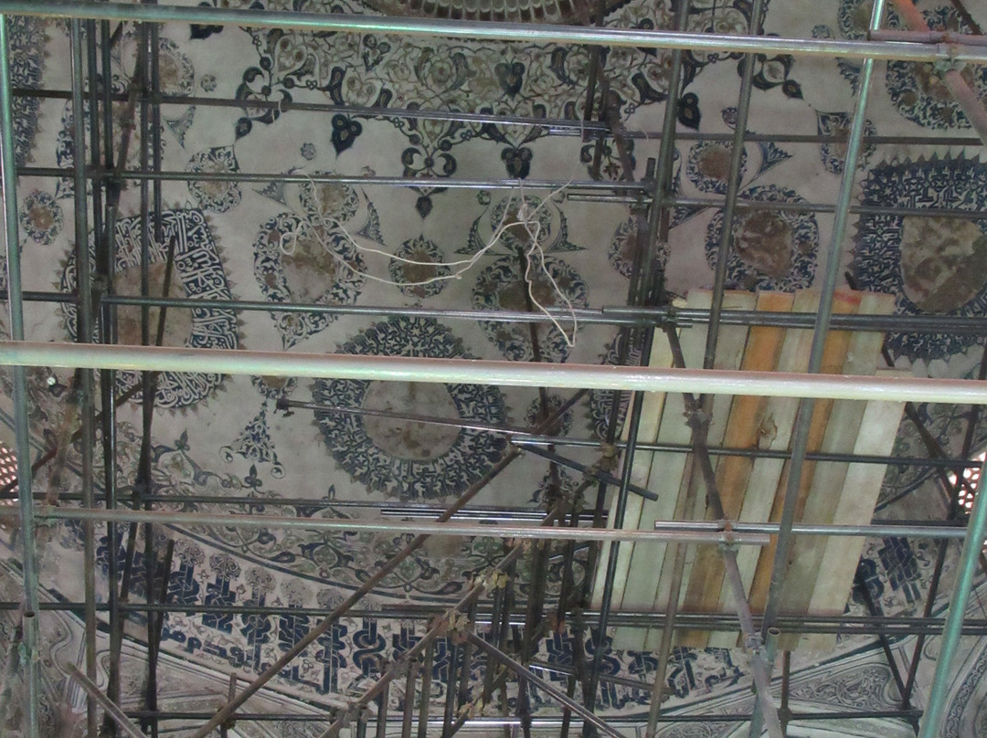Seyed Rokn Addin Mausoleum景点图片