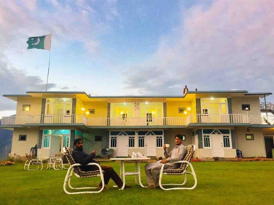 Green Land Hotel Shogran