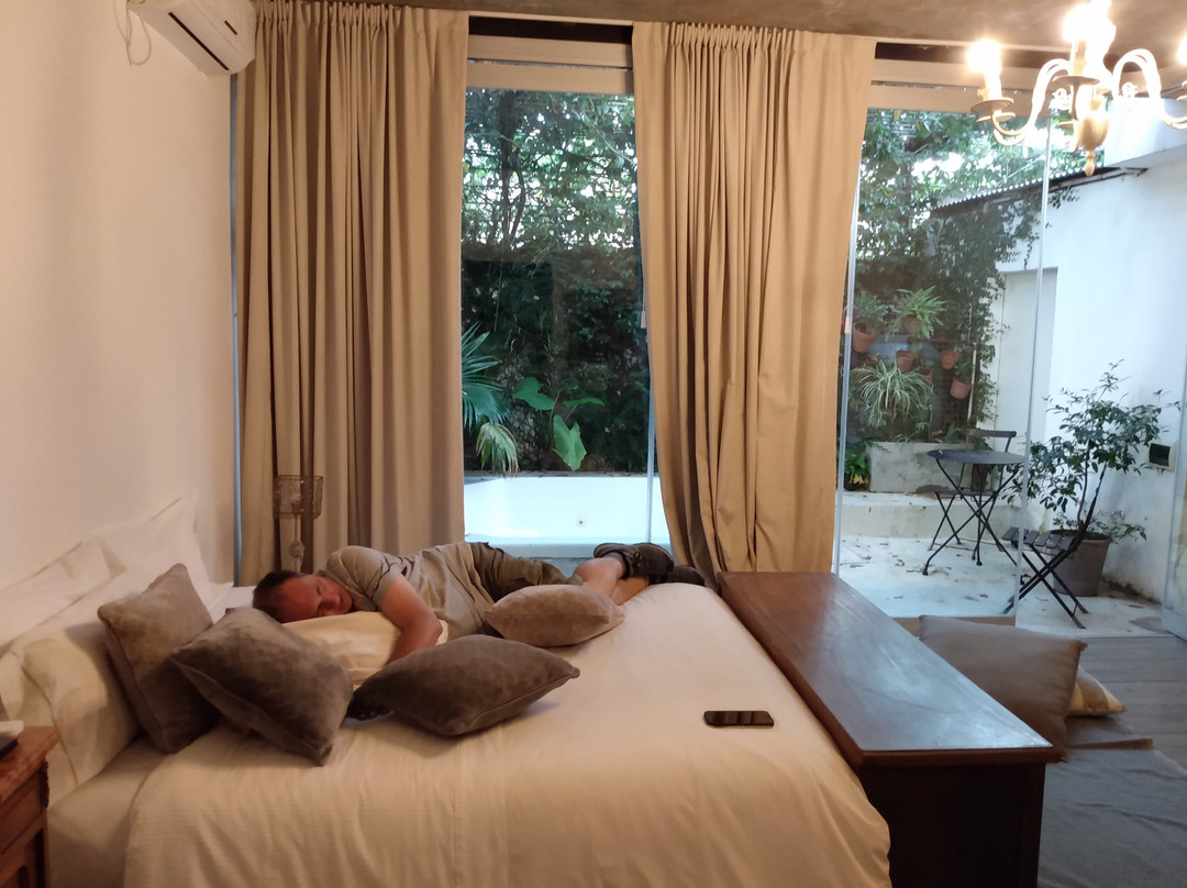 Helen's Guest House主图