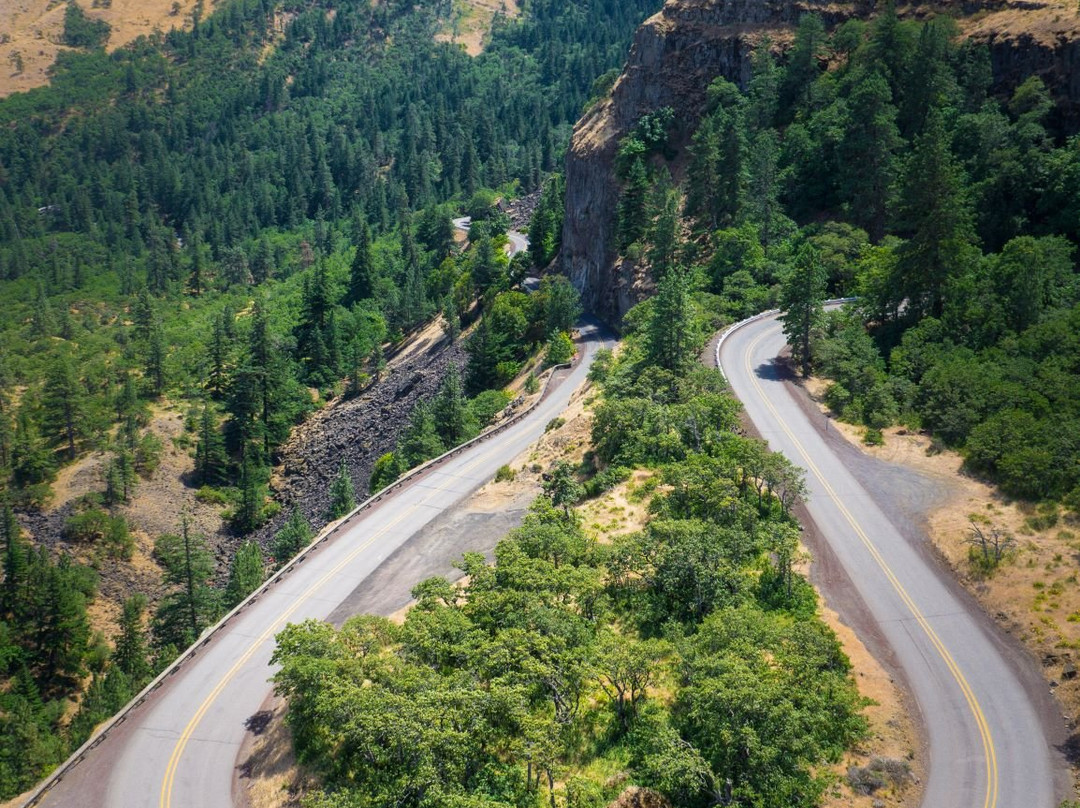 Rowena Crest Viewpoint景点图片