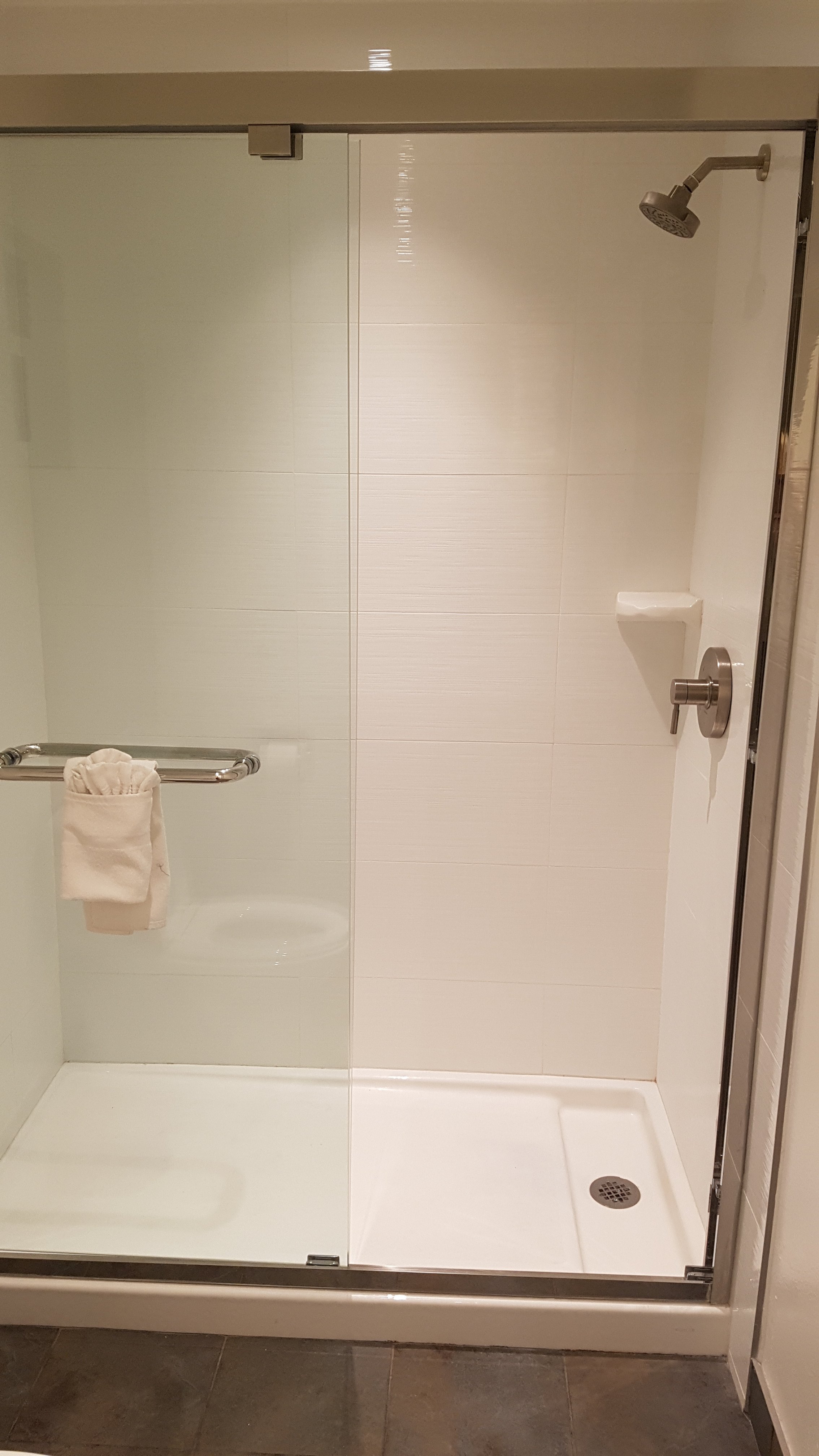 Trend Hotel LAX-浴室