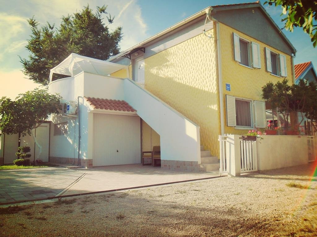 Apartmani Mersol Nin
