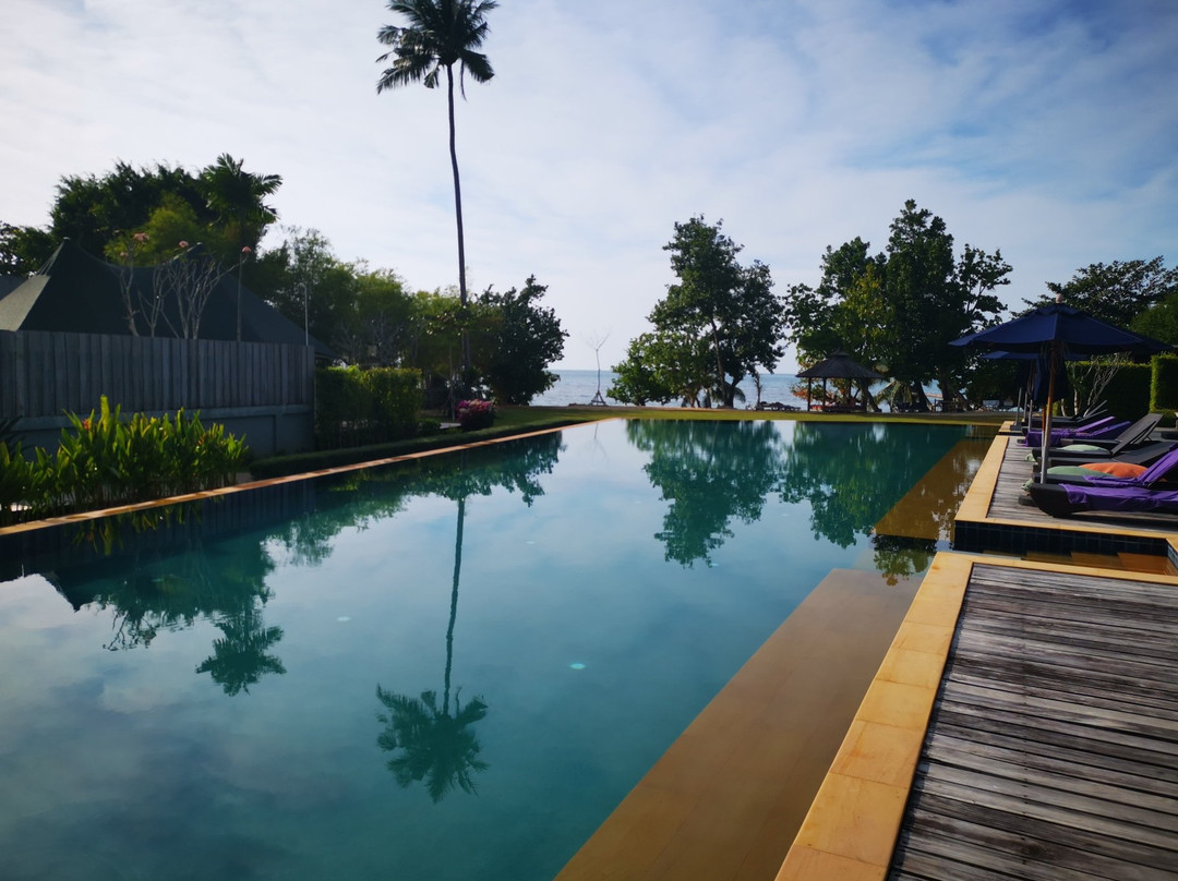 嘉雅普利温泉度假酒店主图