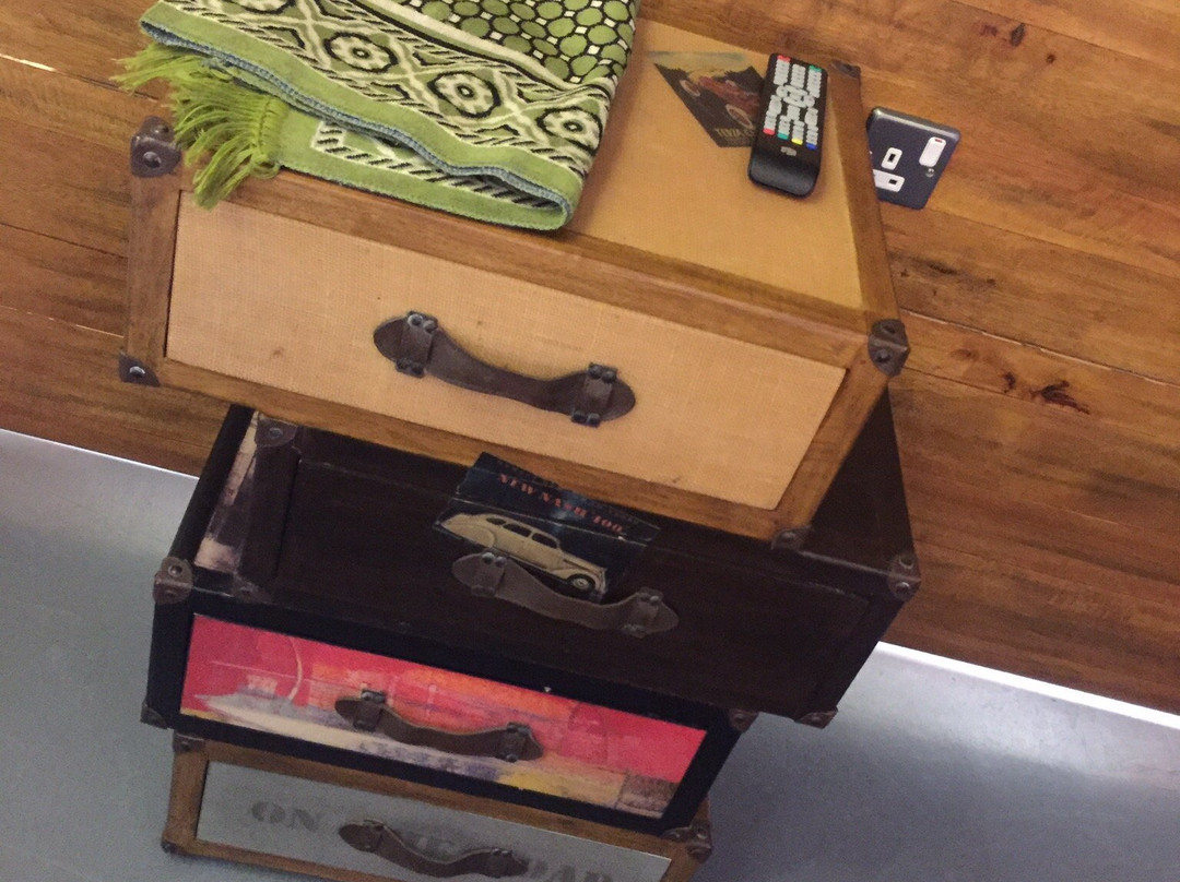 Flowery Holiday Suites