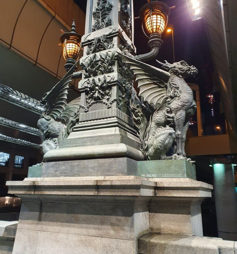 Kirin Statue-Nihonbashi必去景点