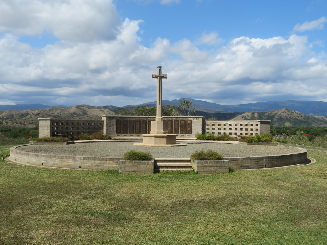 New Zealand Military Cemetery-Bourail必去景点