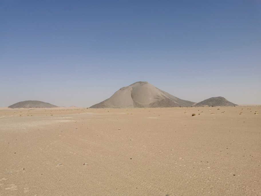 Monolith of Ben Amera-Atar必去景点