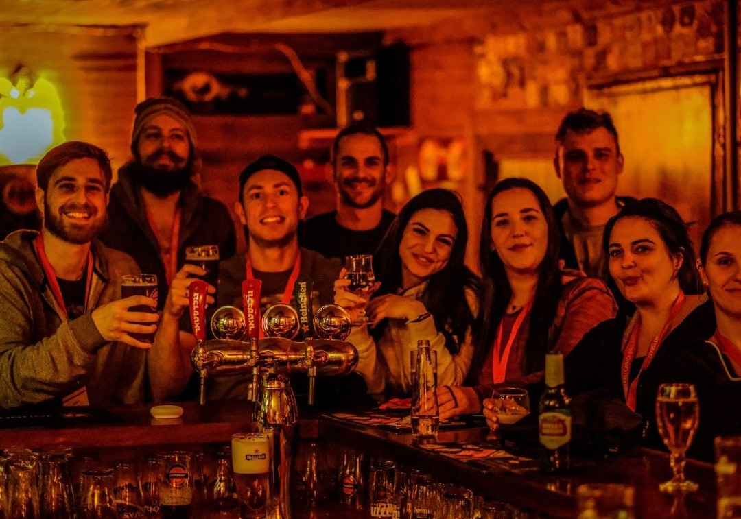 Mel's Pub-Parod必去景点