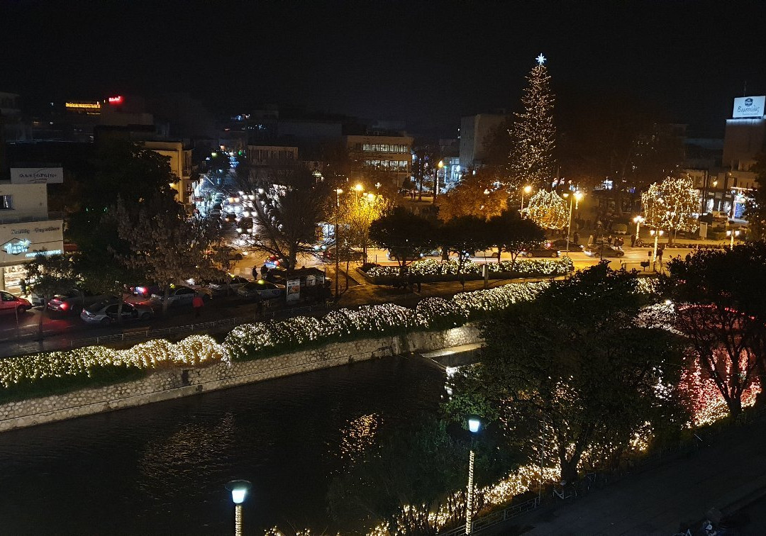 Achillion Hotel主图