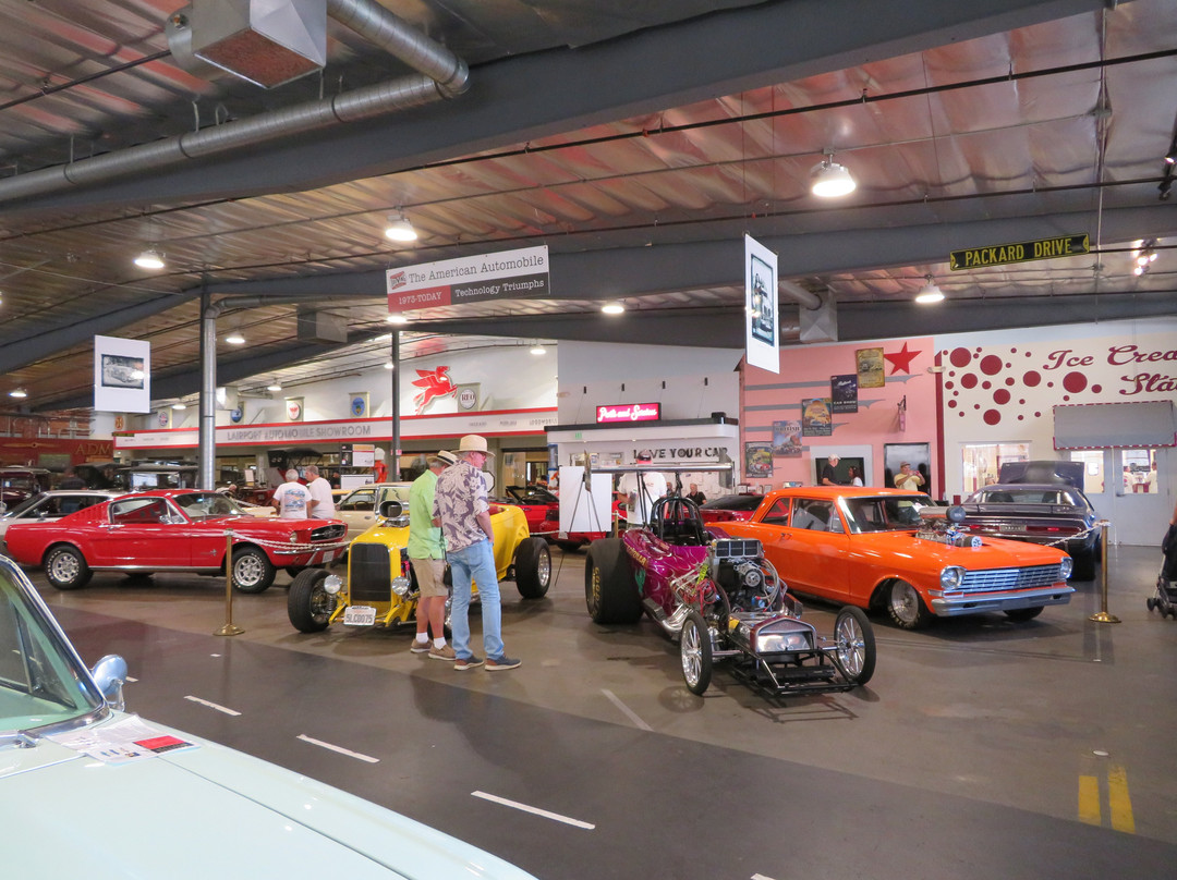 Automobile Driving Museum景点图片