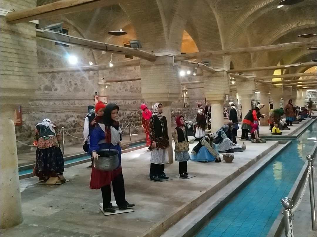Rakhtshooy Khaneh Edifice景点图片