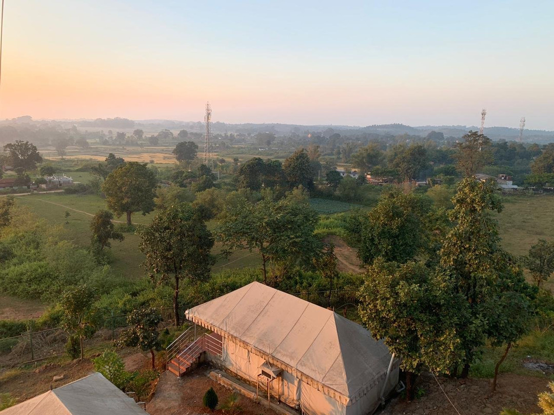 Akash Hilltop Resort主图