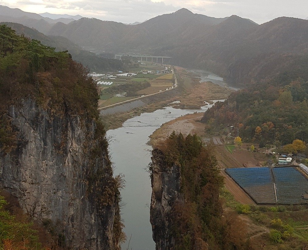 Seondol Cliff景点图片